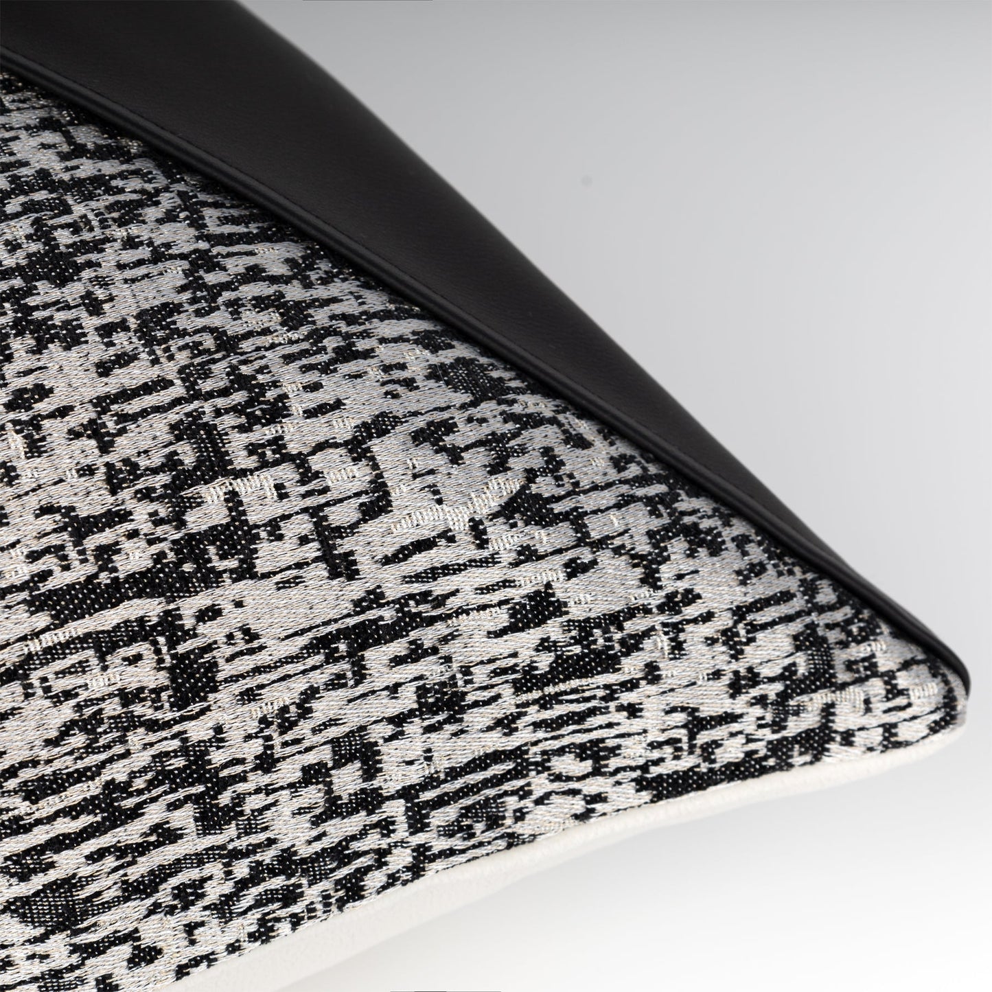 Brooklyn Cushion Cover