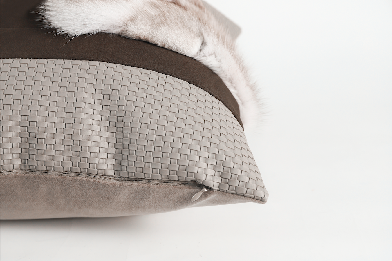 Eva Fur Cushion Cover