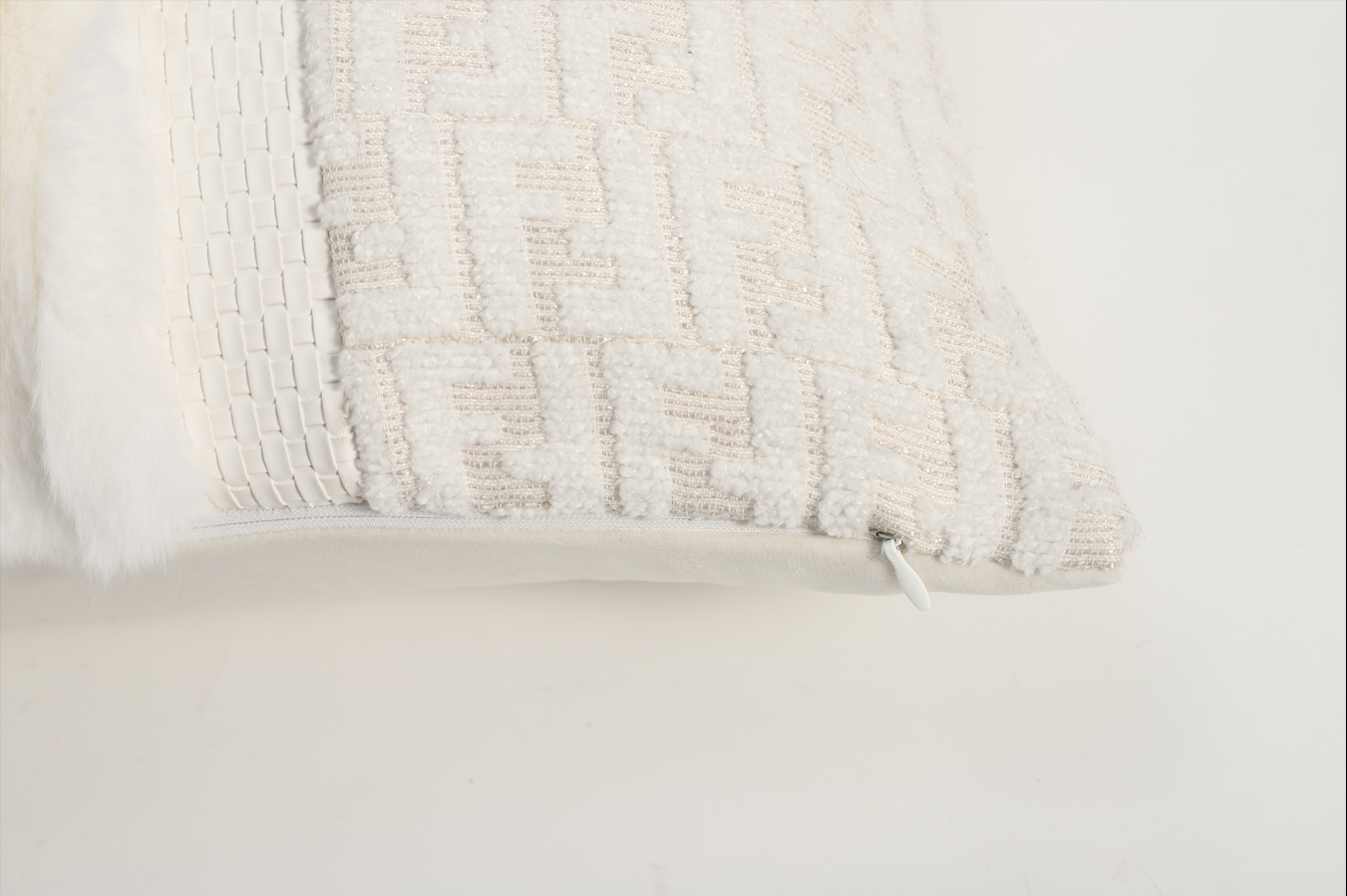 Arctic Fur Rectangle Cushion Cover