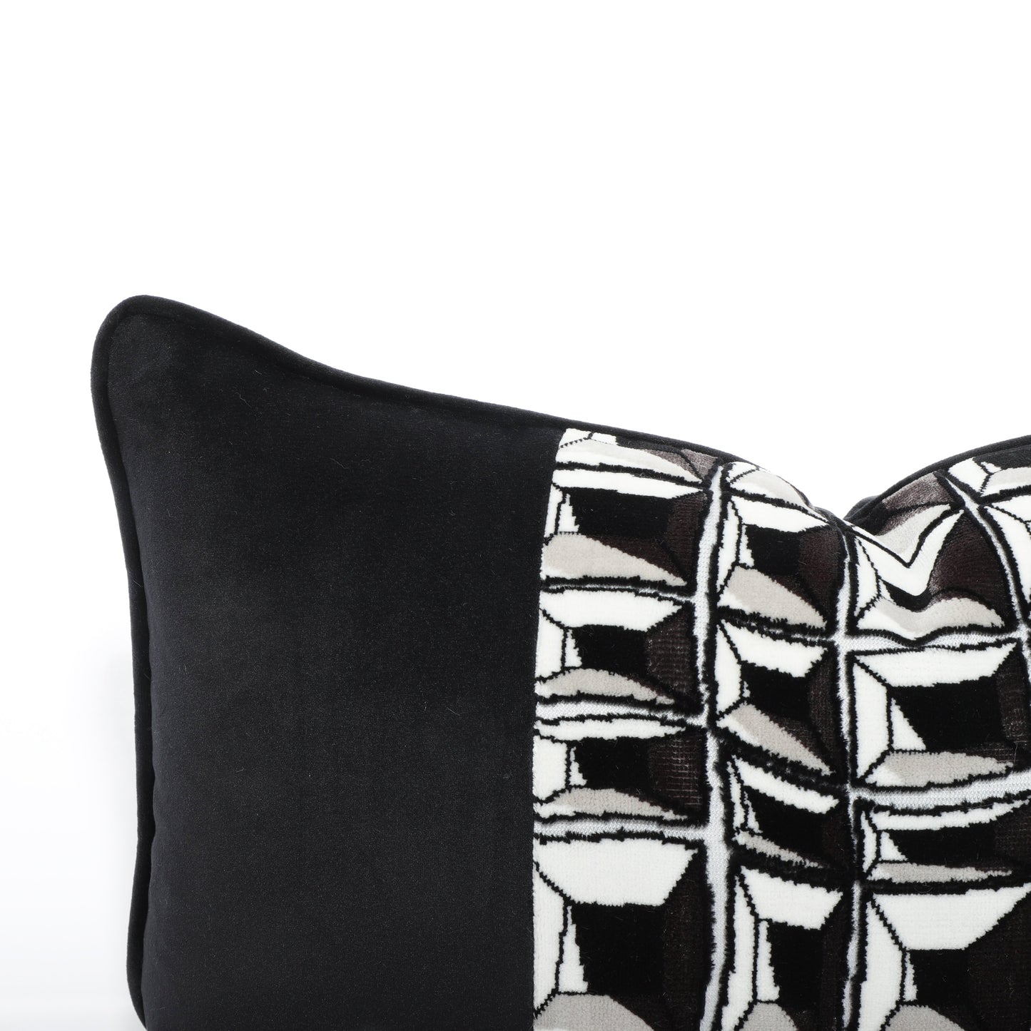 Illusion Rectangle Cushion Cover